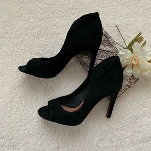 VINCE CAMUTO black suede leather Size 7M
